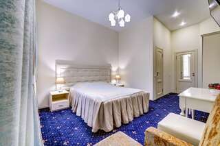 Гостиница Жан Поль Санкт-Петербург Улучшенный двухместный номер с 1 кроватью или 2 отдельными кроватями-11