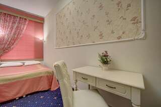 Гостиница Жан Поль Санкт-Петербург Двухместный номер Делюкс с 1 кроватью или 2 отдельными кроватями-10