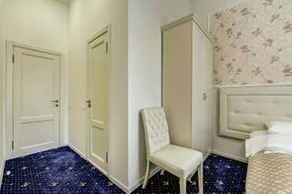 Гостиница Жан Поль Санкт-Петербург Двухместный номер Делюкс с 1 кроватью или 2 отдельными кроватями-7