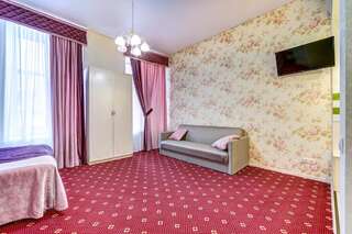 Гостиница Жан Поль Санкт-Петербург Номер-студио с кроватью размера &quot;king-size&quot;-14
