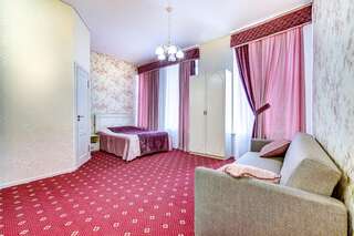 Гостиница Жан Поль Санкт-Петербург Номер-студио с кроватью размера &quot;king-size&quot;-11